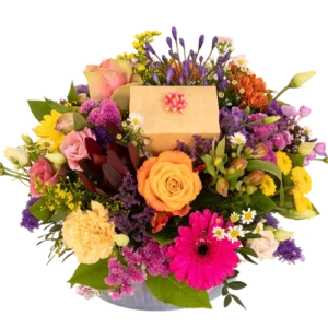 Bloemstuk bont + bonbons vanaf 25 cm