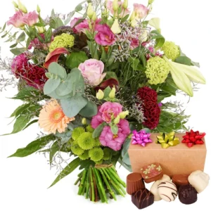 Landelijk boeket bloemen + 300 gram bonbons