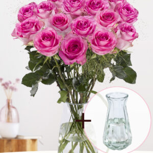 Roze rozenboeket met panicum + glasvaas Evita - Revival